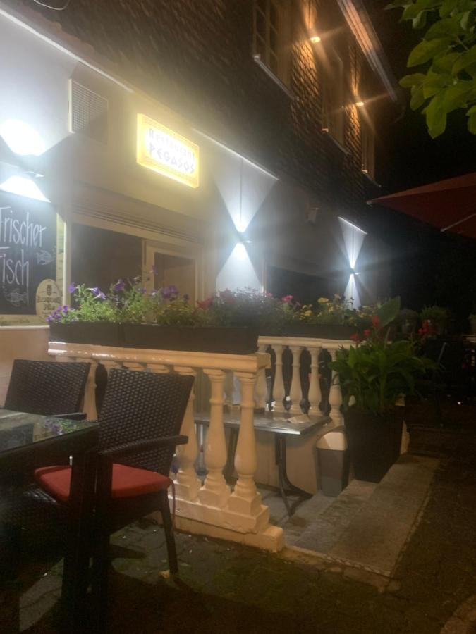 הכנבורג Hotel Friedrich מראה חיצוני תמונה