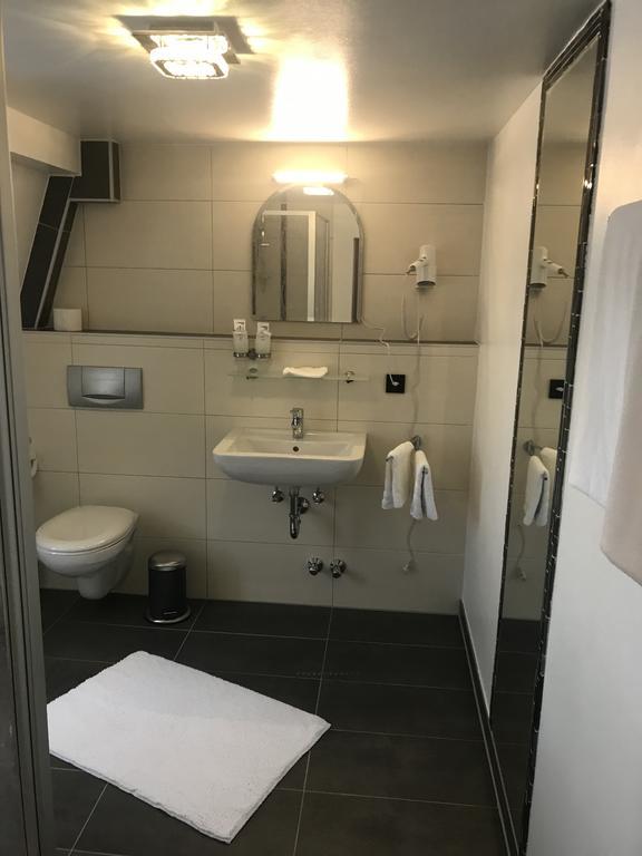 הכנבורג Hotel Friedrich מראה חיצוני תמונה