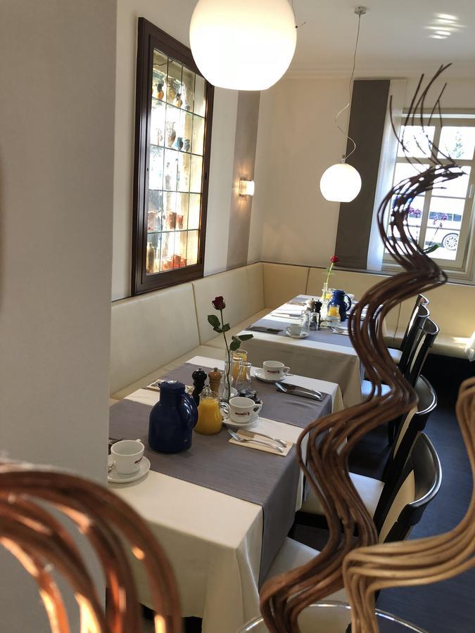 הכנבורג Hotel Friedrich מראה חיצוני תמונה